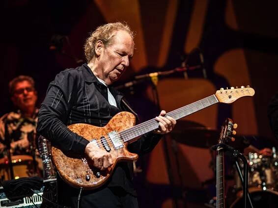 Lee Ritenour/ Dave Grusin “Brasil” featuring Ivan Lins | 荃灣有爵樂 JITN