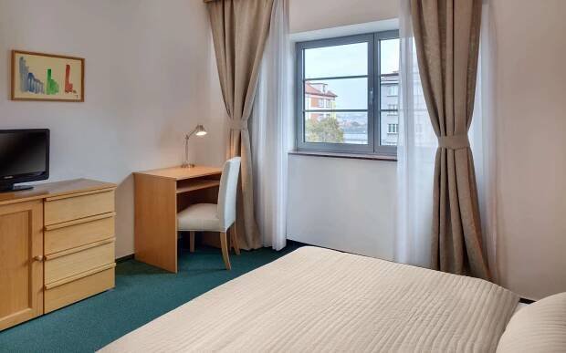 Pobyt přímo v centru Prahy jen 5 minut od „Václaváku“ v elegantním Hotelu Oya *** se snídaní formou bufetu