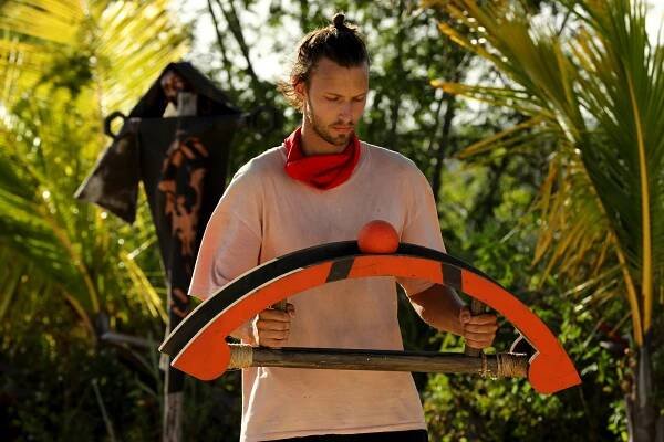 VIDEO: Švancara v Survivoru tmelí kmen Hrdinů, legenda Zbrojovky má o něj strach