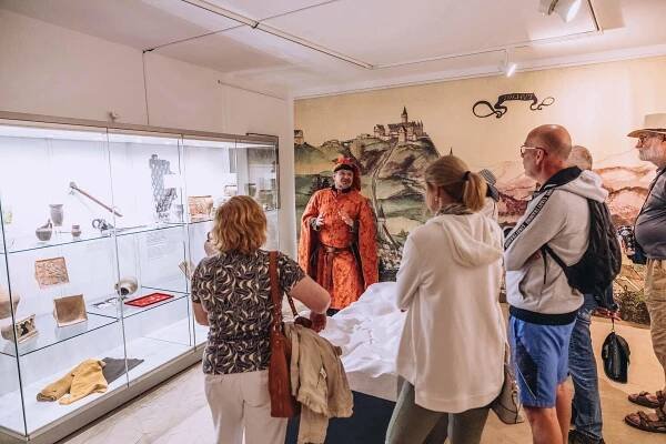 Muzeum Náchodska zahájilo výstavu Náchod 1254! » Muzeum Náchodska