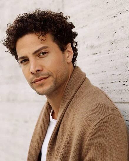 Contact 2 — Justin Guarini