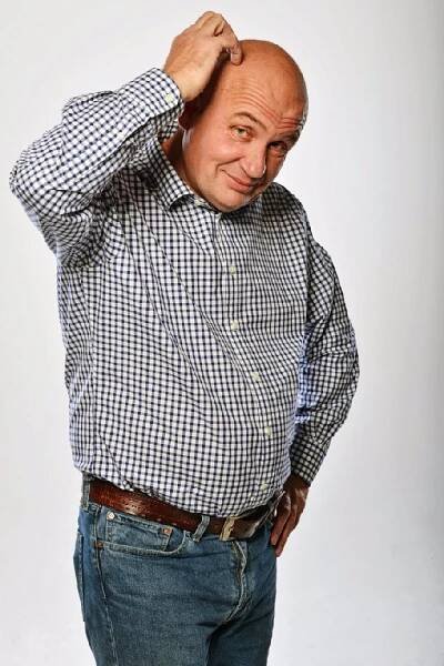 FOTO: Majitel truhlářské firmy Jiří Antoš je účastníkem prvního dílu reality show Milionář mezi námi. – stránka 15