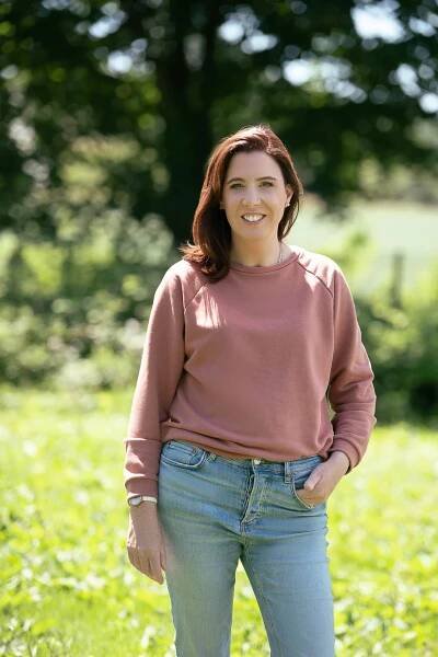 Caroline O'Connor Social Media Size Image (7 of 7)