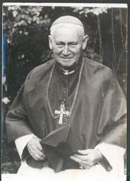 31A511 Brněnský biskup Dr. Karel Skoupý / 1886 - 1972 / | Aukro