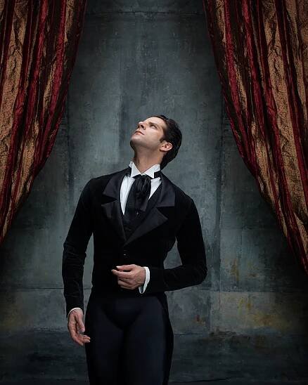 Marcelo Gomes, Principal dancer, American Ballet Theatre.  Photographed by NYC Dance Project, Ken Browar and Deborah Ory