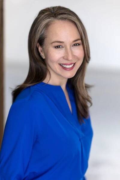Lora Martinez-Cunningham | o-agency