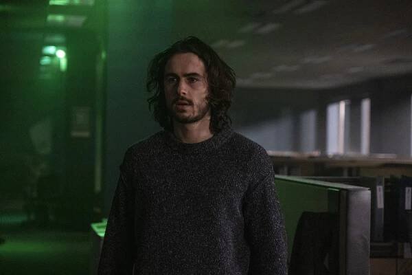 Ben Schnetzer - Y: Poslední z mužů - Z filmu