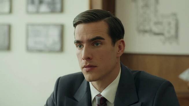Adam Bardy - Dunaj, k vašim službám - Season 10 - Z filmu