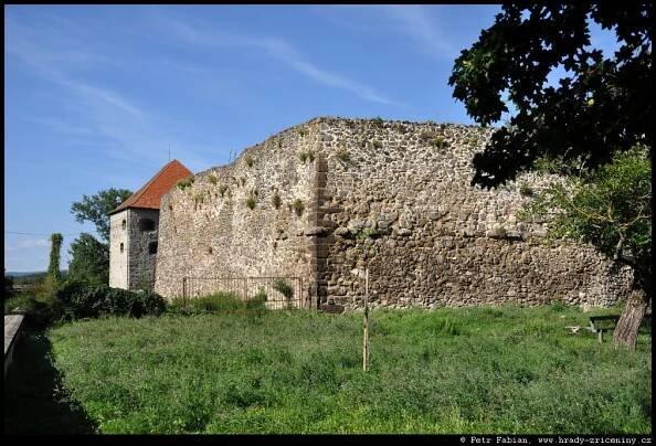 Hrad Levice – Levický hrad / hrady-zriceniny.cz