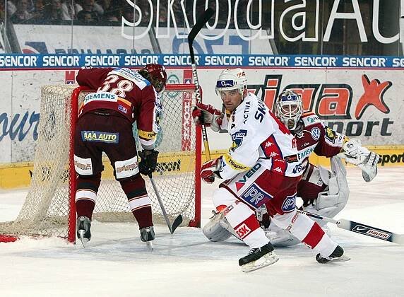 HC Sparta Praha - HC Slavia Praha - Sparta v pražském derby připravila Slavii o neporazitelnost (1/10)