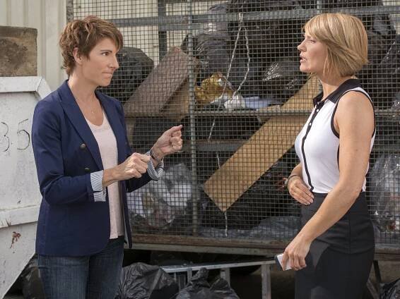 Epizody - Epizoda 9 - Z filmu - Tamsin Greig, Kathleen Rose Perkins