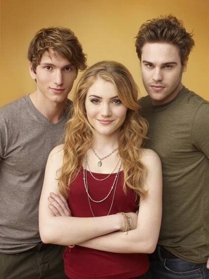 Benjamin Stone, Skyler Samuels, Grey Damon - The Nine Lives of Chloe King - Promo
