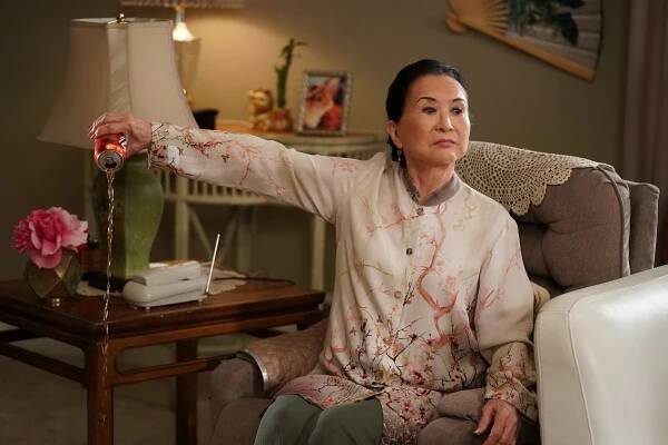 Huangovi v Americe - College - Z filmu - Lucille Soong