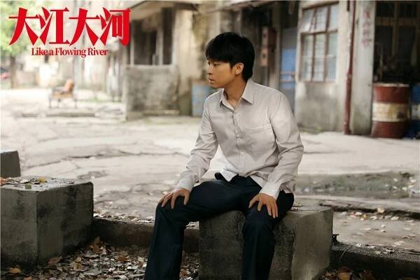 Zijian Dong - Like a Flowing River - Season 1 - Fotosky