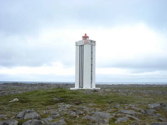 File:Hraunhafnartangaviti2.JPG - Wikipedia