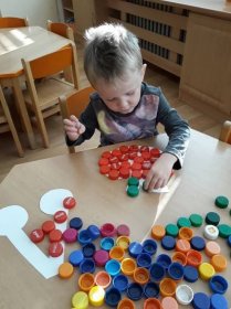Jak si hrají a učí se děti ze II.třídy | Mateřská škola Cihelní Hlučín, příspěvková organizace města Hlučín