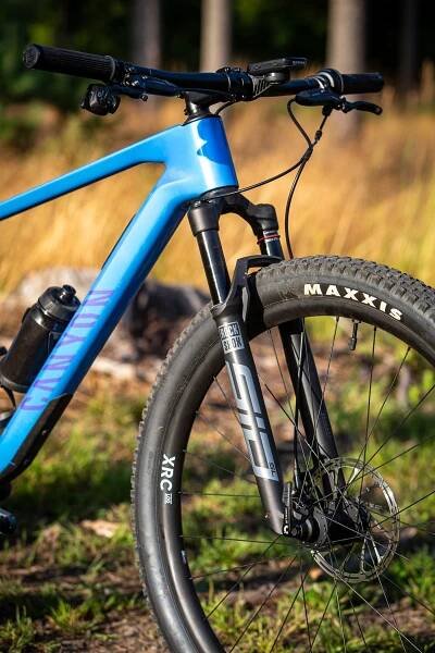 Canyon Exceed CF8