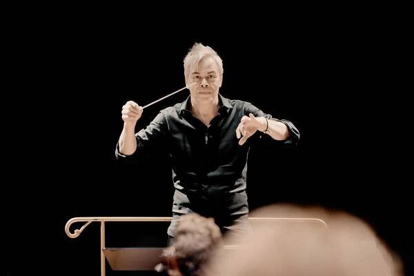 Hannu Lintu - Conductor