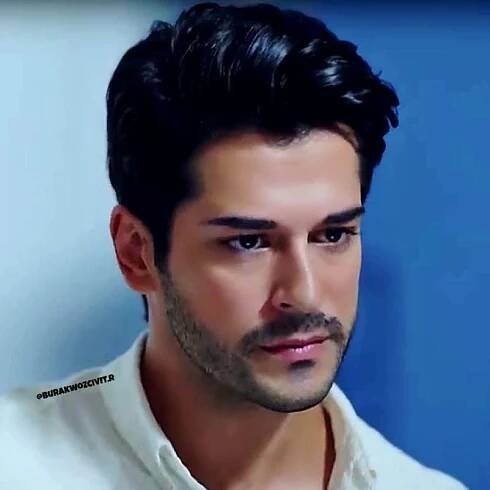 Burak Özçivit Fan Page on Instagram: "@burakozcivit 🌞Доброе утро друзья! Хорошего дня!🌞 Good morning friends! Have a nice day!🌞 #BurakOzcivit #BurakÖzçivit #… | Celebridades masculinas, Atores quentes, Rostos bonitos de homens