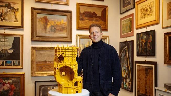 Investice do umění jsou ošemetné, dílo si zamilujete a pak je těžké ho prodat, říká galerista Jakub Kodl