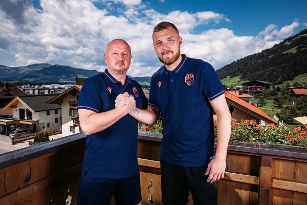 Jindřich Staněk extended his contract with Pilsen until 2025 | FC VIKTORIA Plzeň