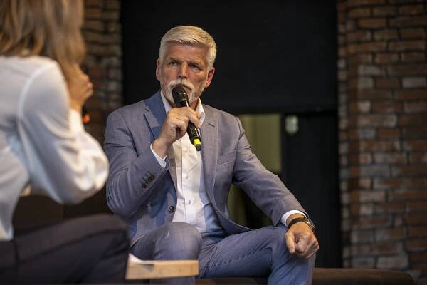 Obrazem: Drábová o útoku na jádro, Pavel o KSČ, Středula o prezidentství