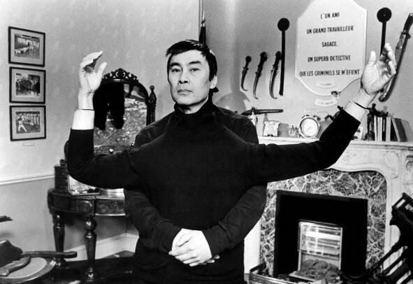 Video: Zemřel Burt Kwouk. Bláznivý Kato z Růžového pantera