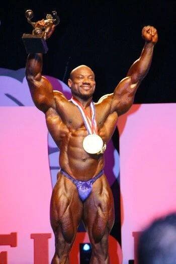 Dexter Jackson je stále ve skvělé formě! | kulturistika.com