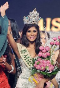 Miss Earth 2010 Nicole Faria z Indie