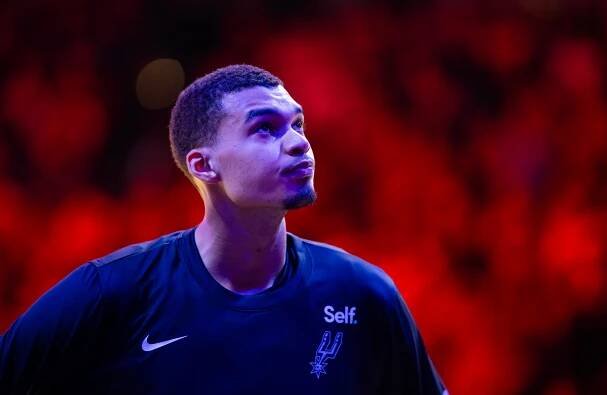 NBA: San Antonio Spurs at Phoenix Suns