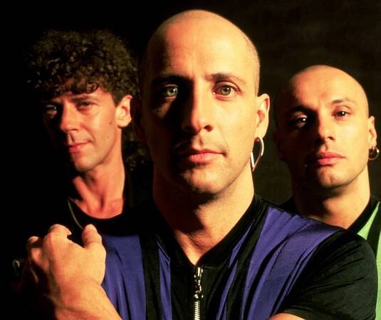 S vtipem a drzostí na vrchol hitparád: Průlomový hit Right Said Fred zastínil další tvorbu - Expres FM