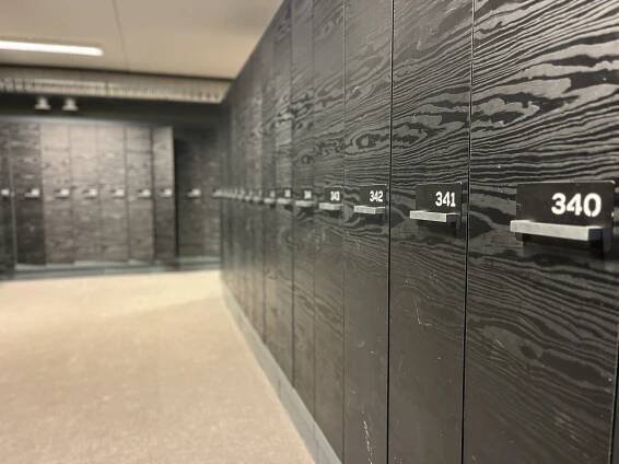 Ski lockers