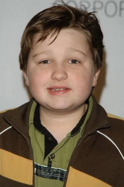 Herec Angus T. Jones je dnes k nepoznání