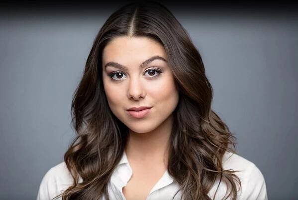 13 Unbelievable Facts About Kira Kosarin