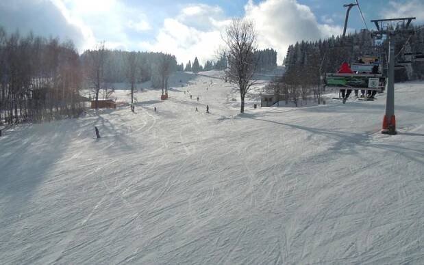 Skiareál Lipno chystá na víkend zábavu na svahu i mimo něj. Uskuteční se i lyžařské závody pro hendikepované sportovce