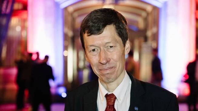 Sledujte ZÁZNAM Divoké karty: Co chtějí jako poslanci změnit Okamura, Opltová a Holiš?