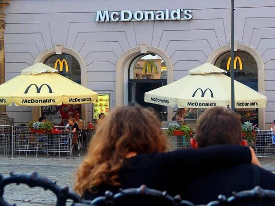 McDonald's se vrací do centra Olomouce. Už chystá pobočku