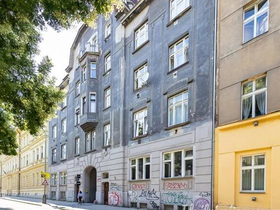 Pronájem 1+1, Pernerova, Praha – bydlení s Ideálním nájemcem