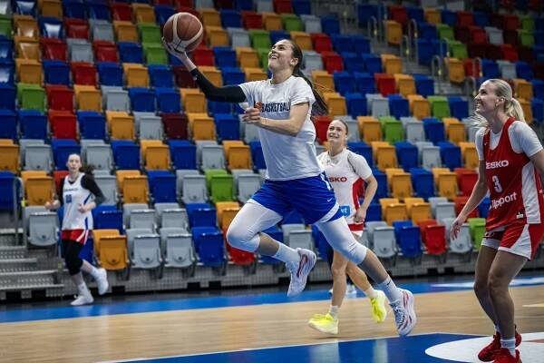 Silná generace a příznivý los. Basketbalistka Hamzová v brněnské skupině mistrovství Evropy cílí na postup