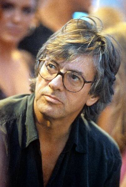 Paul Verhoeven in Základní instinkt (1992)