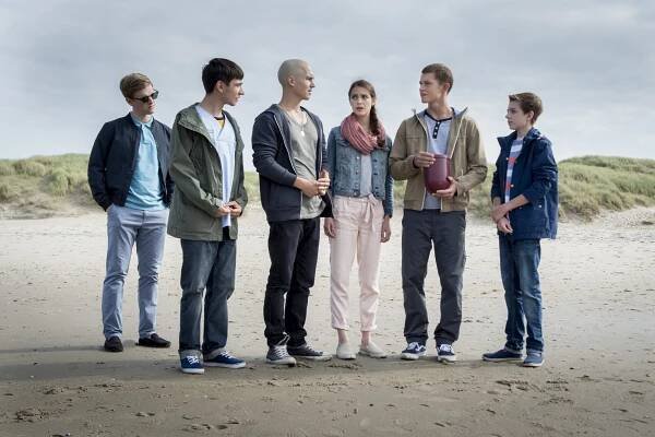 Club der roten Bänder - Die Reise - Z filmu - Timur Bartels, Ivo Kortlang, Tim Oliver Schultz, Luise Befort, Damian Hardung, Nick Julius Schuck