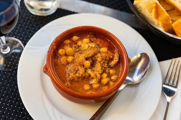 Callos a la Madrileña madrid / co ochutnat v madridu