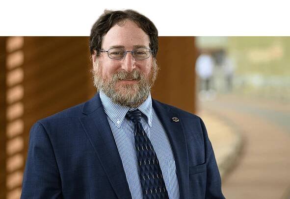 Portrait of Craig Arnold