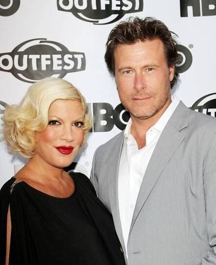 Rodina Tori Spelling je finančně na dně. Její manžel si nemůže dovolit ani vasektomii!