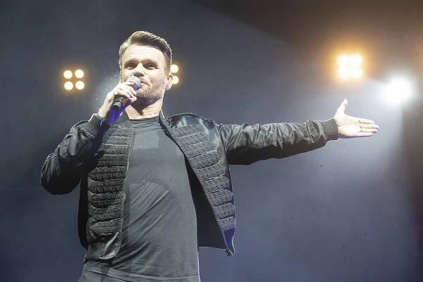 Koncert za veřejné peníze? Půlmilionový honorář nechám v kraji, navrhl Mareš