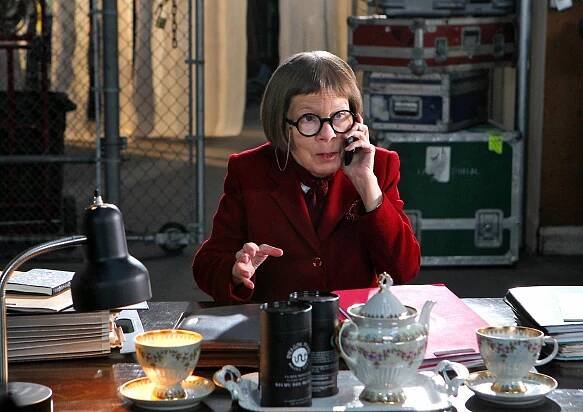 Námořní vyšetřovací služba L. A. - Odhalení - Z filmu - Linda Hunt