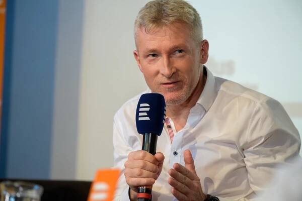 Editace DNA umožní vznik nové genetické aristokracie. Rodiče mohou chtít dokonalé děti, varuje Vácha