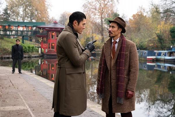Henry Golding, Tom Wu - Gentlemani - Z filmu