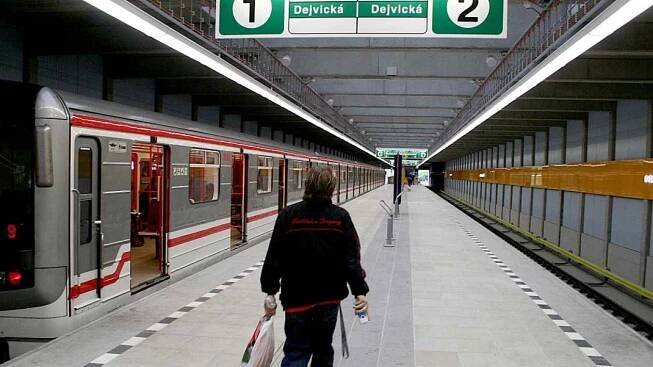 Metro ve stanici Skalka zabilo člověka. Část linky A byla zastavena