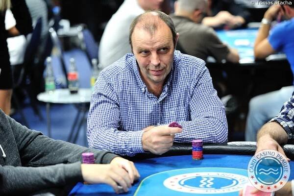 Main Event ČPT srpen: Úvodní flight 1A byl v režii Lukáše Dydka - POKERživě